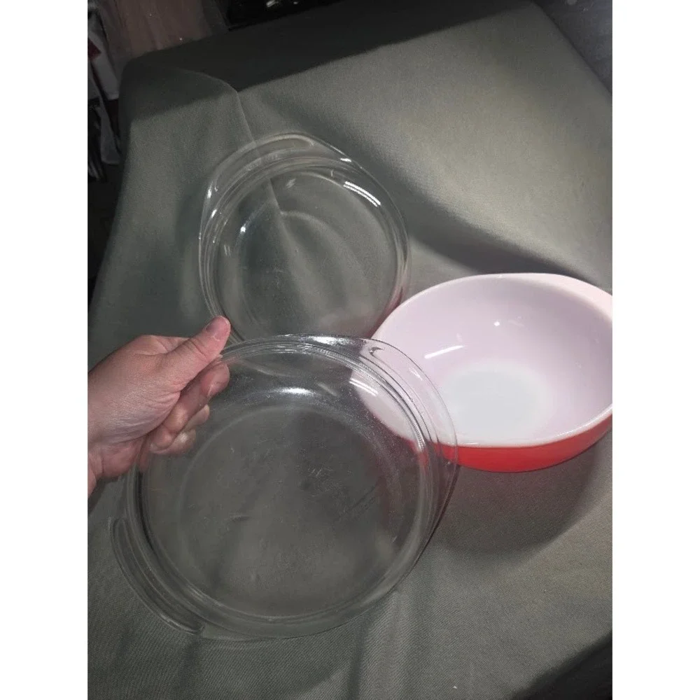 Vintage Pyrex 024 2 Quart Red Round Casserole Dish with Clear Glass Lid 2QT